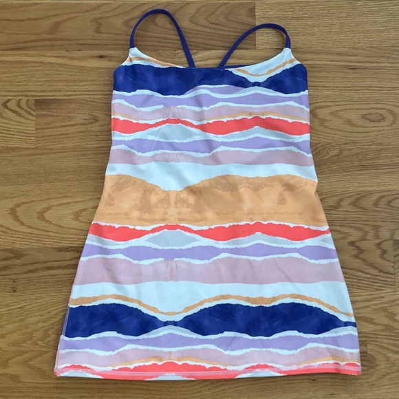 Lululemon NWOT Dancing Warrior Tank (8) - Picture 2 of 14